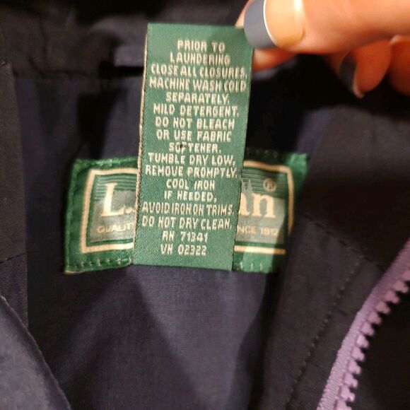 LL Bean Jacket Kid's Medium 10/12 Purple Full Zip Windbreaker Zip Pockets Hooded - Picture 9 of 11